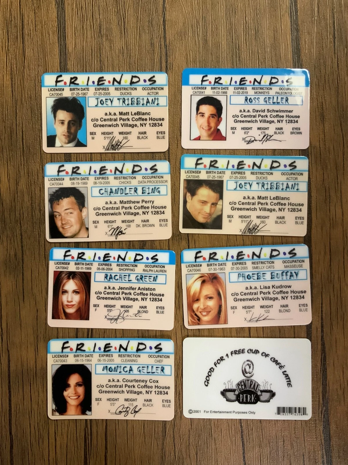 Overview of Friends novelty card designs